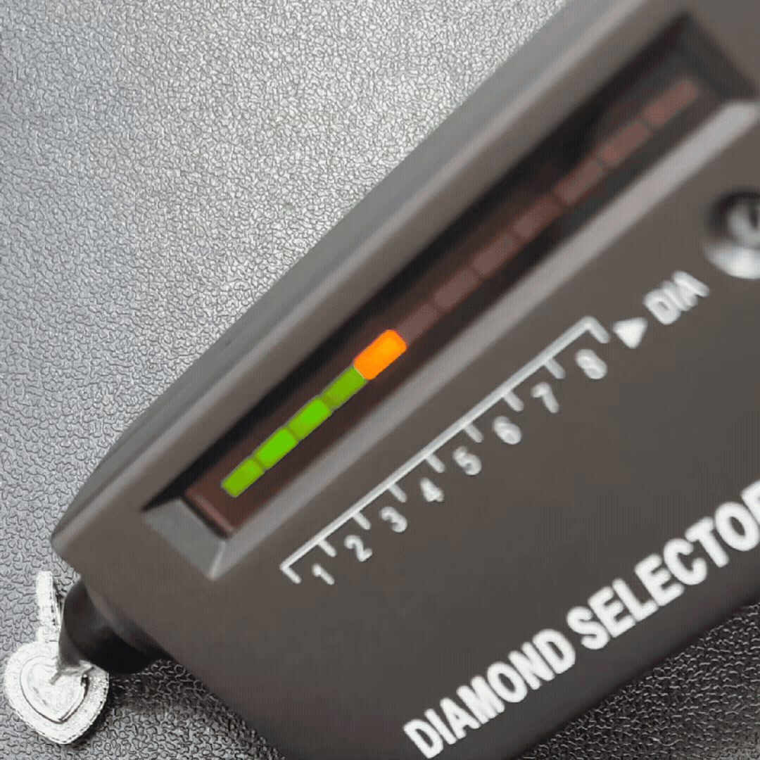 VS Moissanite Heart Pendant