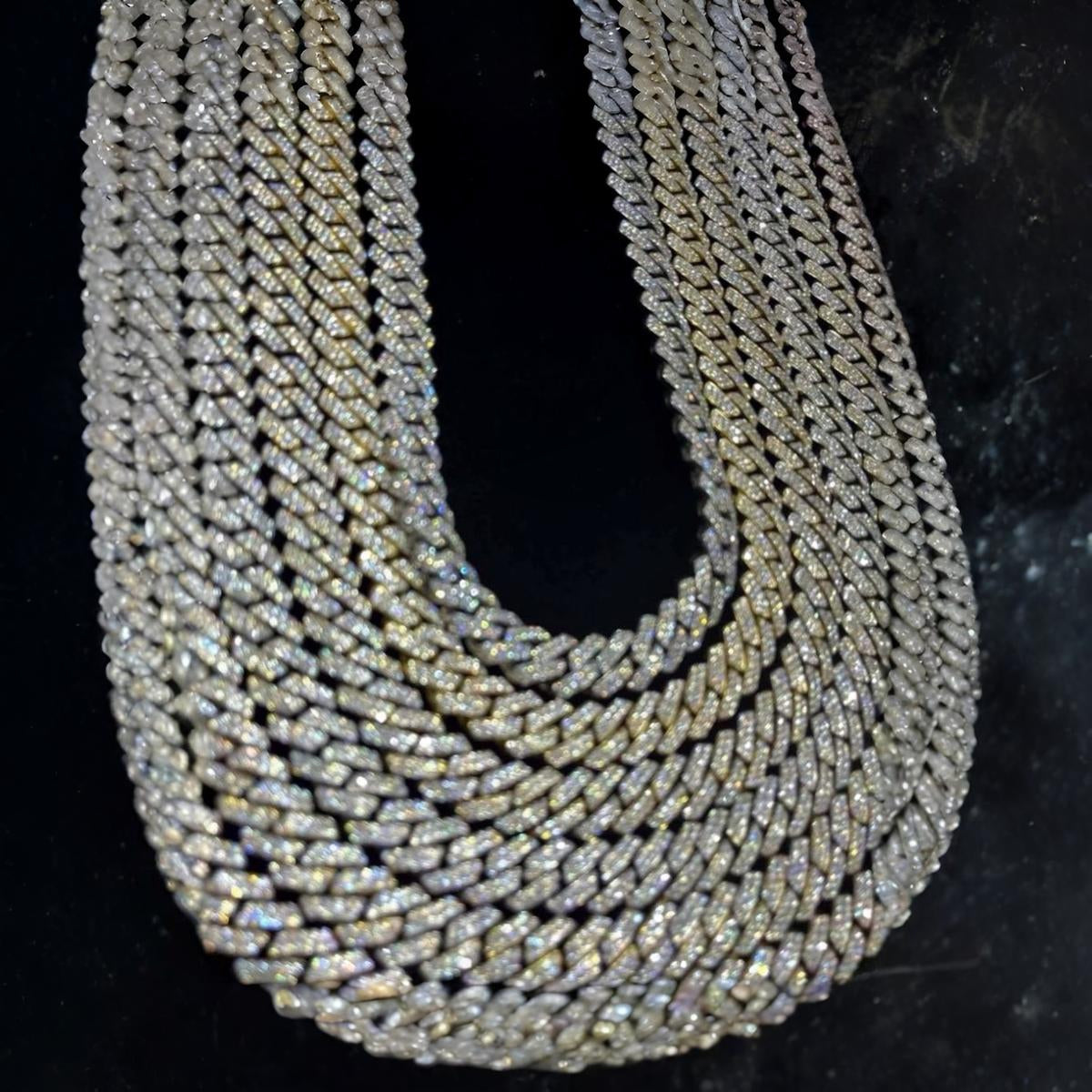 VVS Moissanite Cuban Link Chain